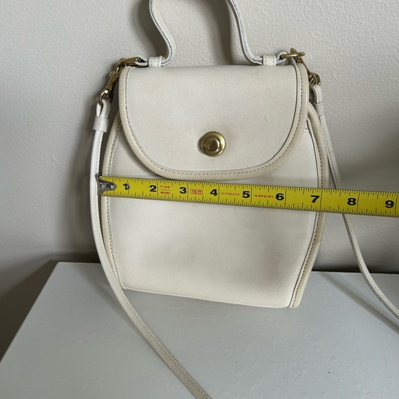 Vintage Coach Derby White Leather Handbag - Picture 8 of 10